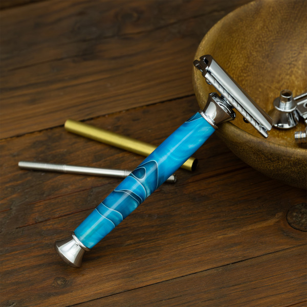 Basics safety razor handle kit | William Wood-Write
